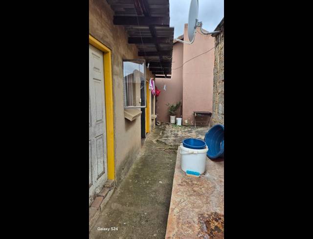 2 BEDROOM HOUSE FOR SALE IN TEMBISA